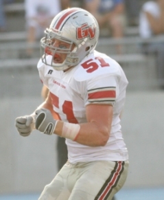 Defensive lineman Tyler Anderson (51)